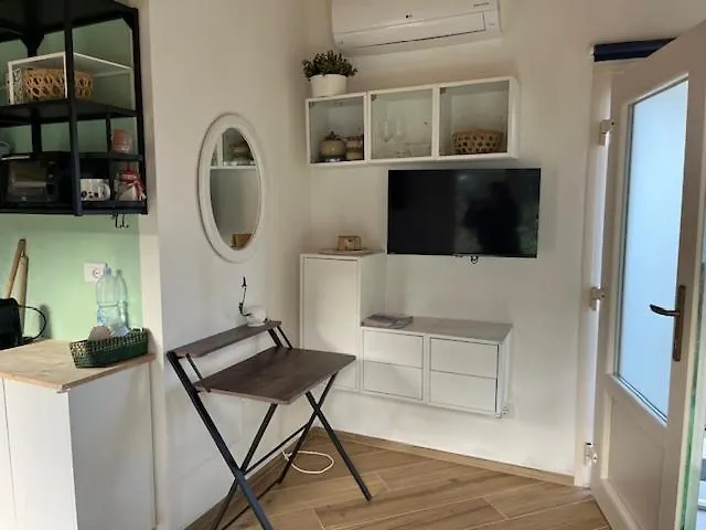 La Casina A Treggiaia Apartment